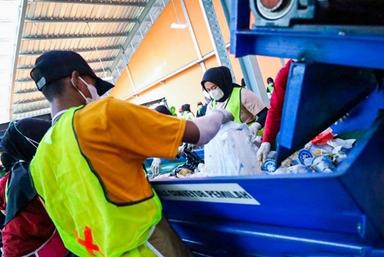 Cimahi Zero to Landfill Melalui TPST Santiong, Sampah Disulap Jadi Bahan Bakar Industri